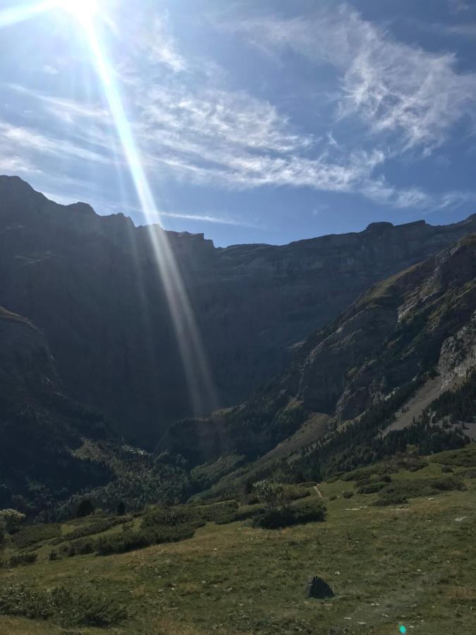 Ferienwohnung Chez Sarre Bareilles Exterior foto